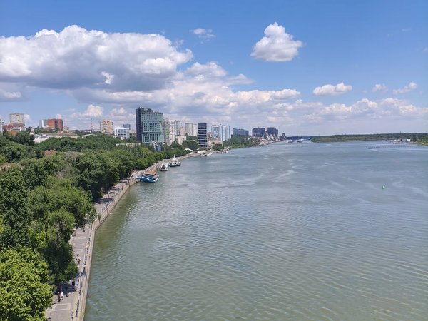 Ростов — город на Дону, на Доне - фото 2