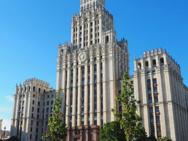 Посещение высотки на Красных Воротах + обед в ресторане - фото 2