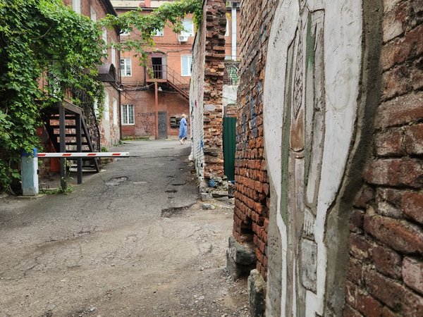 Искусство, чай и криминал — квинтэссенция Миллионки - фото 1