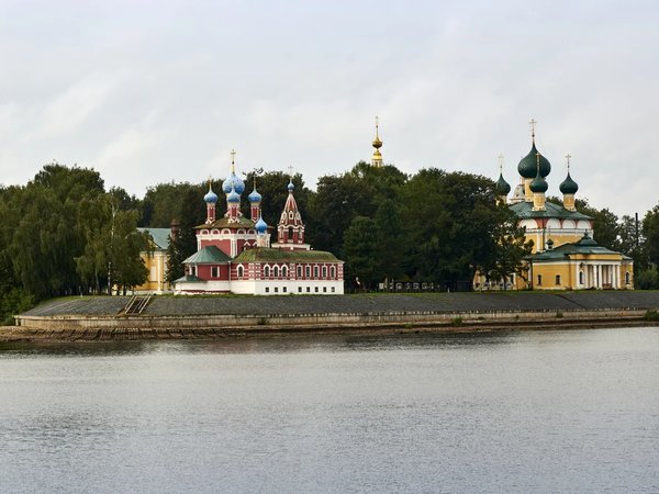 Обзорная экскурсия по Угличу с посещением кремля - фото 1