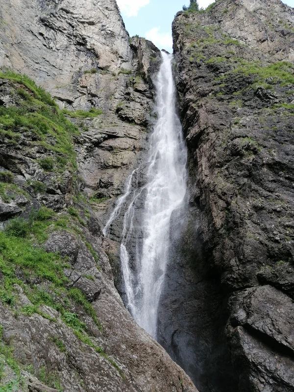 Каскад Шинокских водопадов
