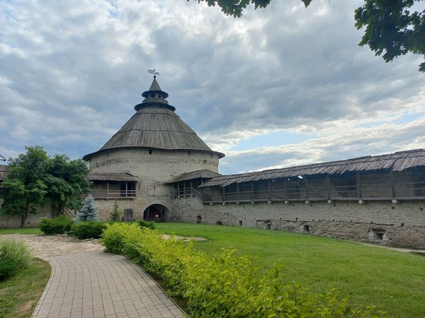 Окольный город Пскова — древний и губернский - фото 2