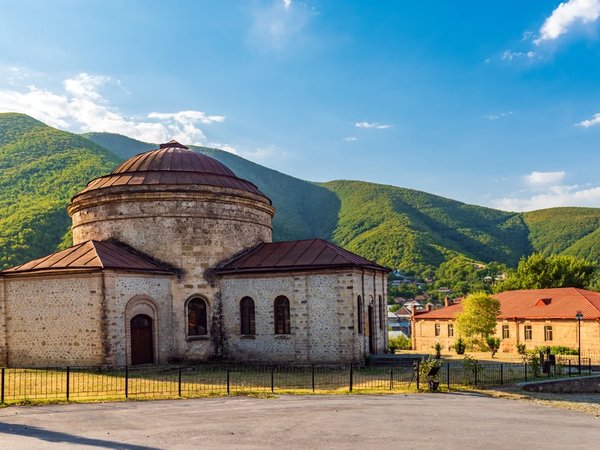 Двухдневная поездка в Шеки: история, природа и культура Азербайджана - фото 3