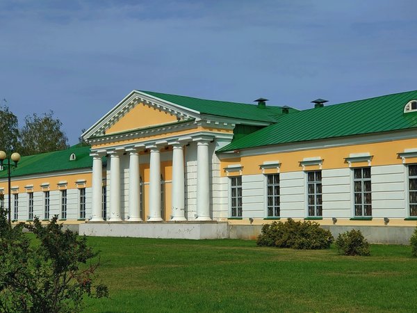 Весь Ижевск — от оружейников до «Ижика» (на вашем авто) - фото 2