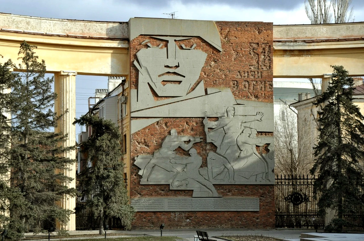 Прогулка по окрестностям музея-панорамы: всё о Сталинградской битве