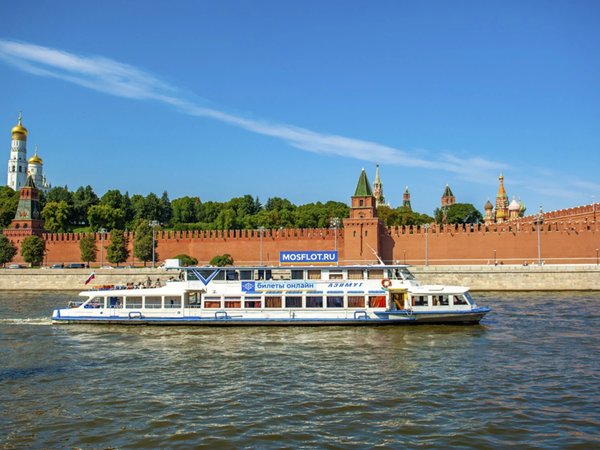 Речная прогулка по центру Москвы от парка «Зарядье» (круговая)