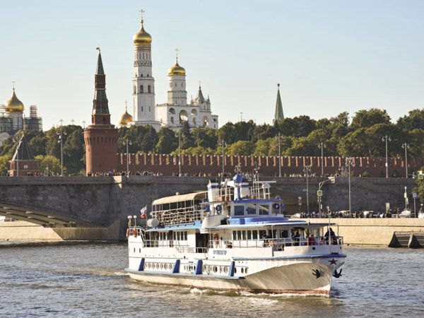 Речная прогулка по центру Москвы от парка «Зарядье» (круговая) - фото 2