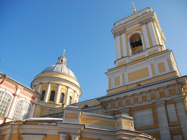 По православным храмам Петербурга на комфортабельном автомобиле - фото 3