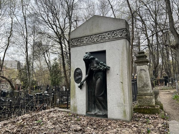 «…И смерти нет»: квест по Введенскому кладбищу — без гида - фото 3