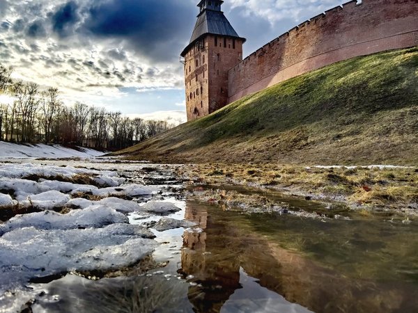 Два центра Великого Новгорода: кремль и Ярославово дворище - фото 2