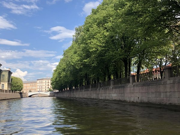 Прогулка на катере в Санкт-Петербурге — для вашей компании - фото 2