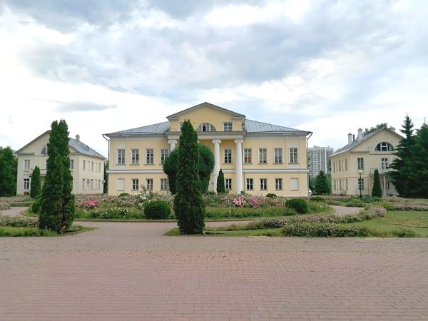 Романтика и экология усадьбы Свиблово в Москве - фото 1