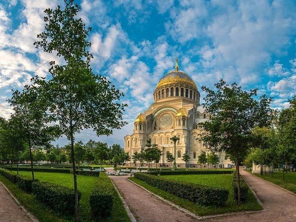 Кронштадт — война и мир