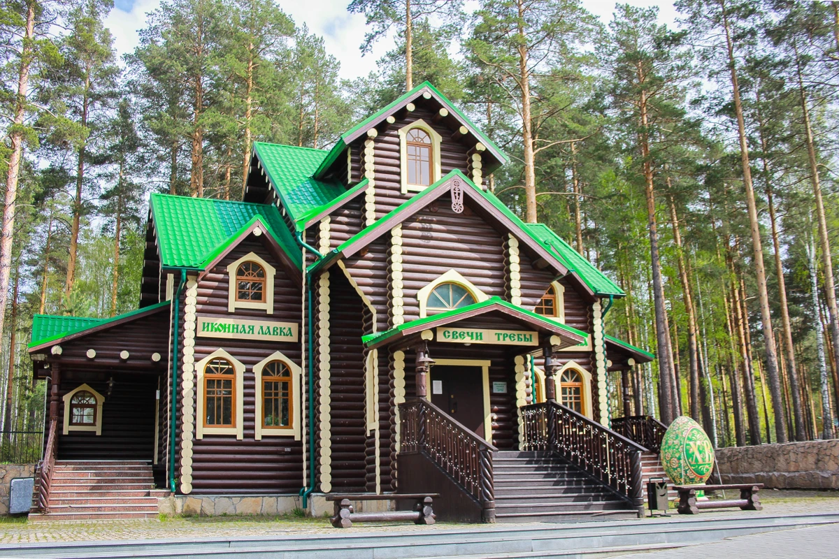 Храм на Крови и Ганина Яма: скорбный путь Николая II - фото 4