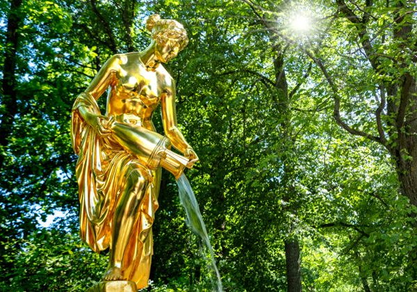 Петергоф: императорские дворцы и парки русской Версалии (в мини-группе) - фото 3