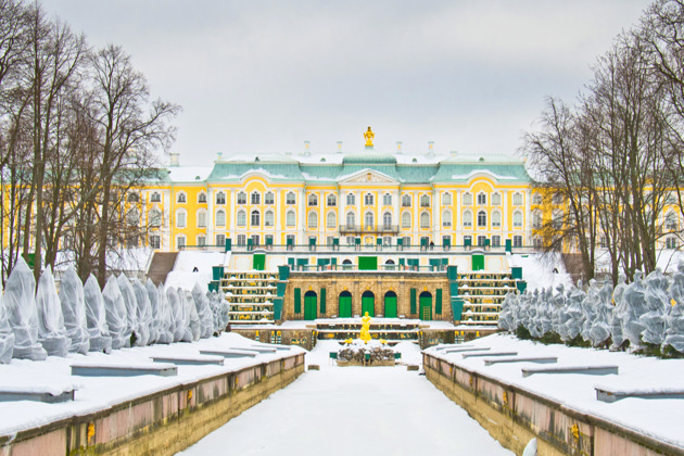 Петергоф: императорские дворцы и парки русской Версалии (в мини-группе)