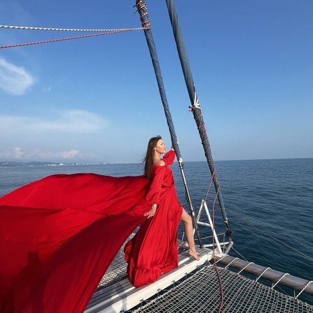 Дельфины, яхта и фотосессия — морская прогулка в Сочи