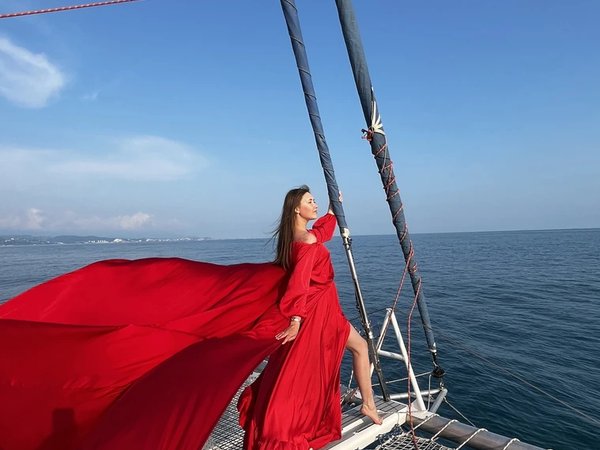 Дельфины, яхта и фотосессия — морская прогулка в Сочи - фото 1