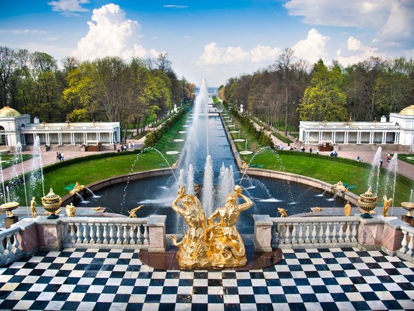 Город фонтанов: экскурсия по Нижнему парку Петергофа - фото 2