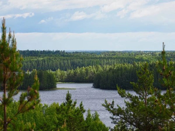 Тур-знакомство со знаменитыми местами Карелии: Петрозаводск, Кижи и «Рускеала» - фото 3