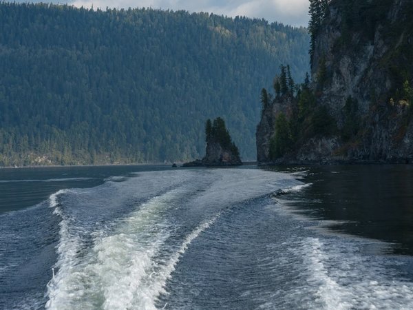 Водное путешествие из Горно-Алтайска к «золотому бассейну» Алтая - фото 1