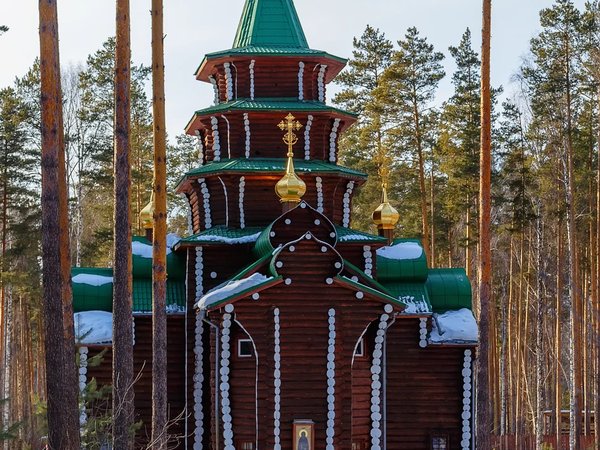 За Екатеринбургом: Романовы, две части света и подводная лодка - фото 1