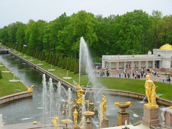В Петергоф на «Метеоре» с посещением Нижнего парка и фонтанов - фото 1