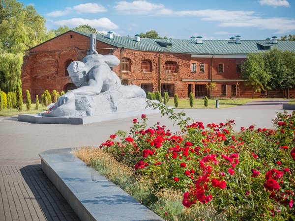 В Брестскую крепость и Беловежскую пущу — из Минска - фото 3