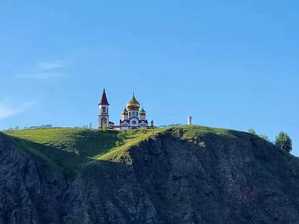 Сердце Сибири: водная прогулка на электрокатамаране по будням - фото 2
