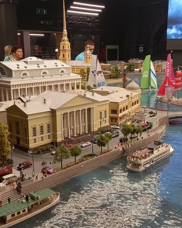 Из Санкт-Петербурга — по всей России! Групповая экскурсия по «Гранд Макету» (билеты включены)