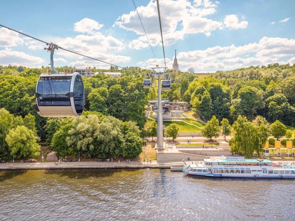 Круговая прогулка на люксовом теплоходе по Москве-реке - фото 4
