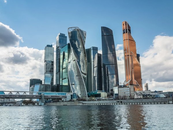 Круговая прогулка на люксовом теплоходе по Москве-реке - фото 1