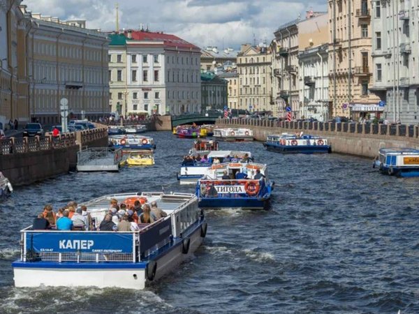 Петербург с воды: по рекам и каналам с аудиогидом - фото 2