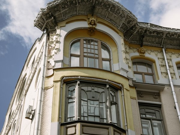По доходным домам Остоженки и Пречистенки - фото 1