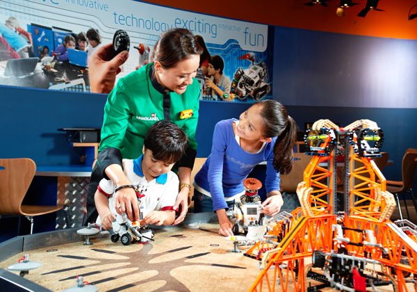 Тематические парки MotionGate + Legoland или аквапарк LegoAqua - фото 4