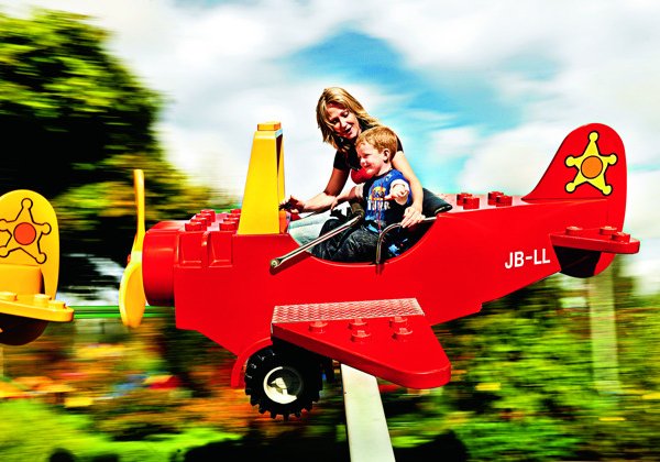 Тематические парки MotionGate + Legoland или аквапарк LegoAqua