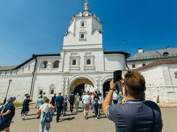 Автобусная экскурсия «Свияжск, Иннополис и Храм всех религий» - фото 1
