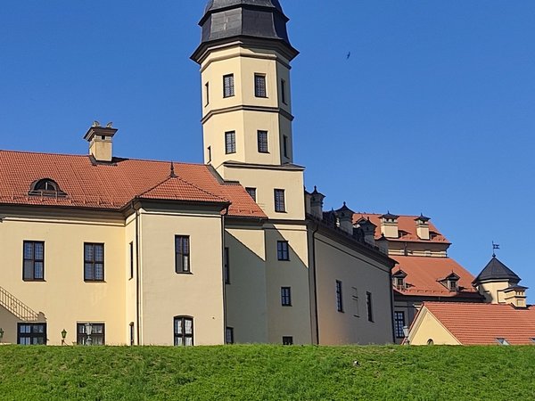 Замки Мир и Несвиж: история 5 столетий за 5 часов (на вашем авто) - фото 3