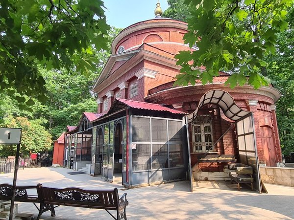Авторская экскурсия по Армянскому кладбищу в Москве - фото 3