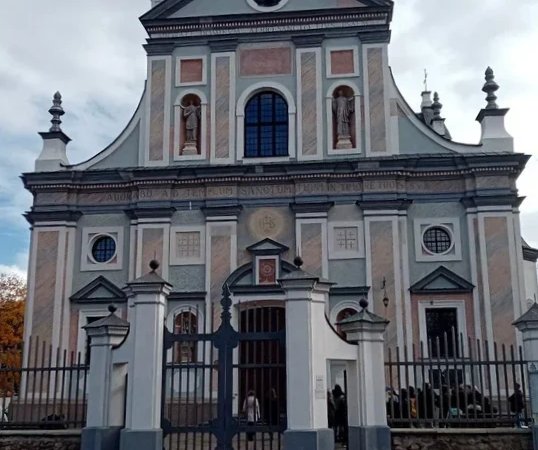 Из Петербурга в Беларусь на выходные: Минск, Мир, Несвиж и Полоцк - фото 2