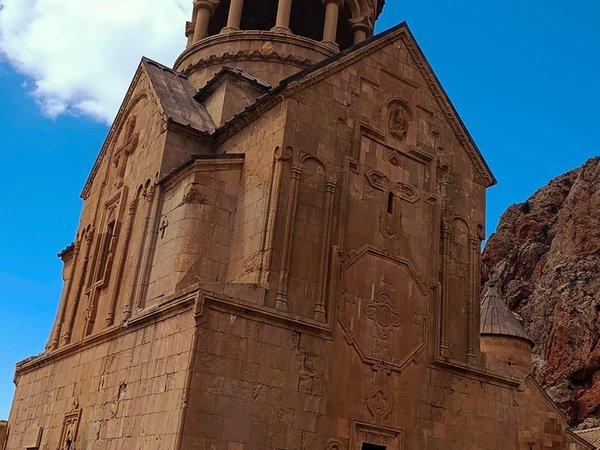 Хор Вирап, Нораванк, Арени и винная дегустация — в мини-группе - фото 1
