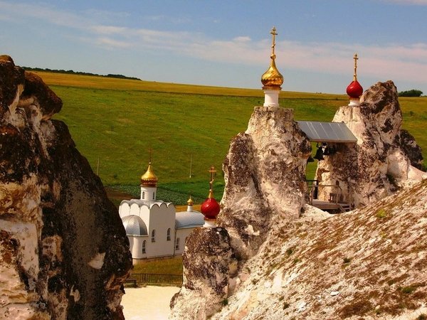 Дивногорье и Костомарово: легенды пещерных храмов - фото 3
