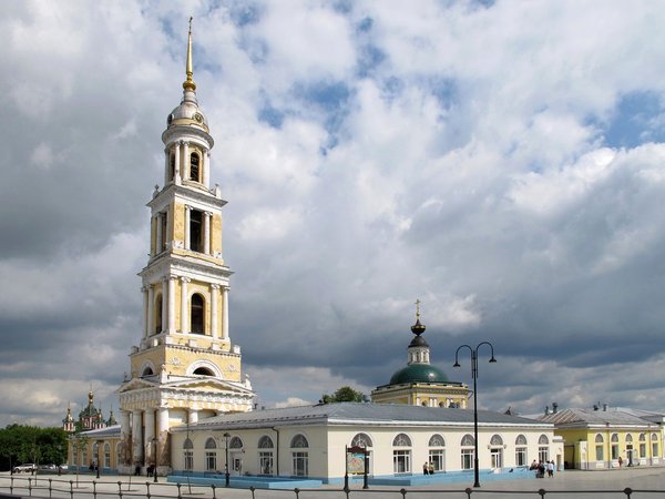 Коломна между двух рек: монастыри, кремль и прогулка на теплоходе - фото 2