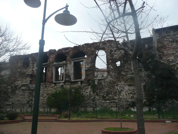 Константинополь: успеть увидеть исчезающий город - фото 4