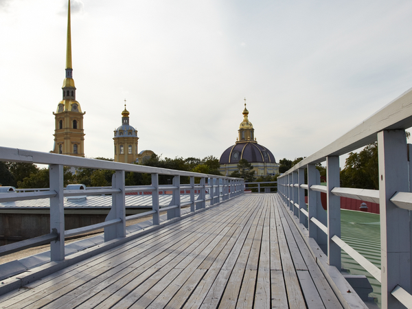 Семейная прогулка по Петропавловской крепости c иммерсивным аудиогидом - фото 2