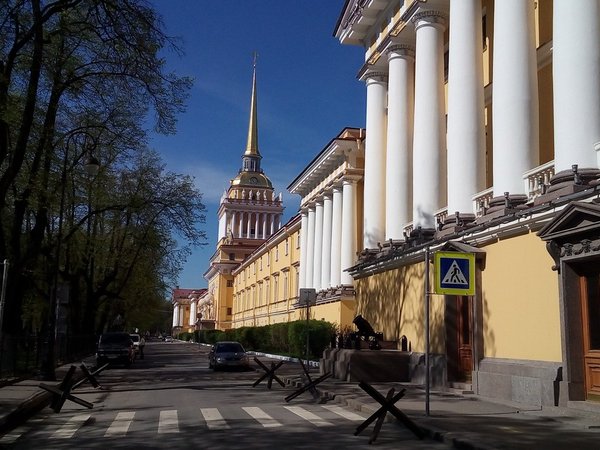 От Исаакия до Дворцовой: архитектура площадей Петербурга - фото 1
