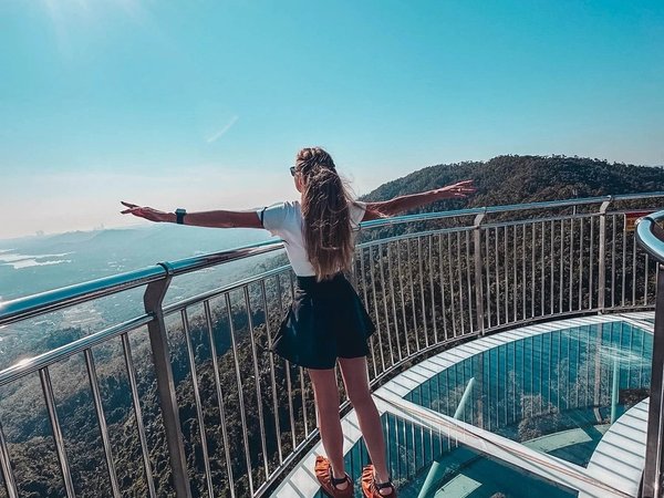 Тропический парк «Янода» и прогулка по стеклянному мосту - фото 1