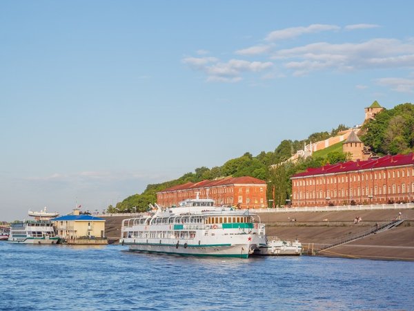 Вечерний Нижний — по Волге и Оке на теплоходе — по будням - фото 1