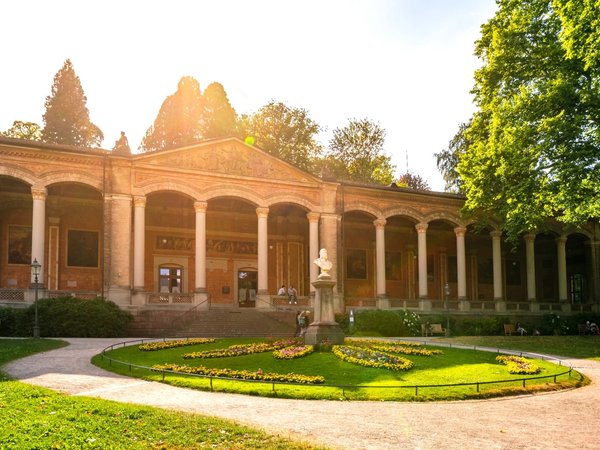 Баден-Баден: город миллионеров, гедонистов и аристократии - фото 1