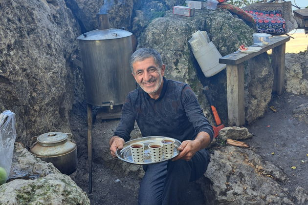 Фото экскурсии - Розовые воды,горы с агатами и пальцами,вкус деликатес Каспия - 14